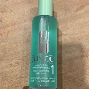 Clarifying lotion exfoliator